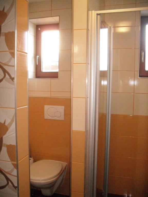 Homestay Machom Oscadnica Room photo